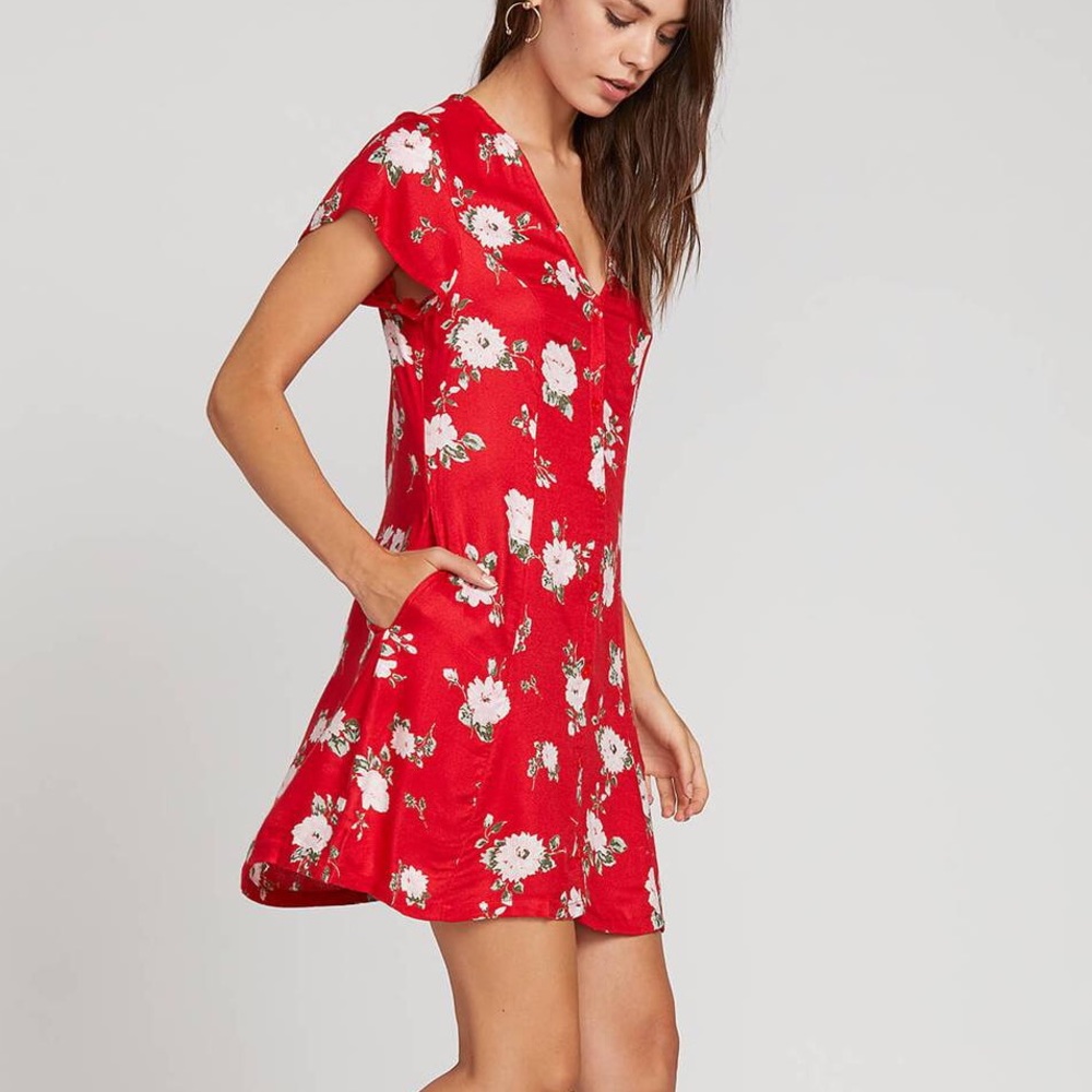 NWT Volcom Now or Now Short-Sleeve Floral Dress